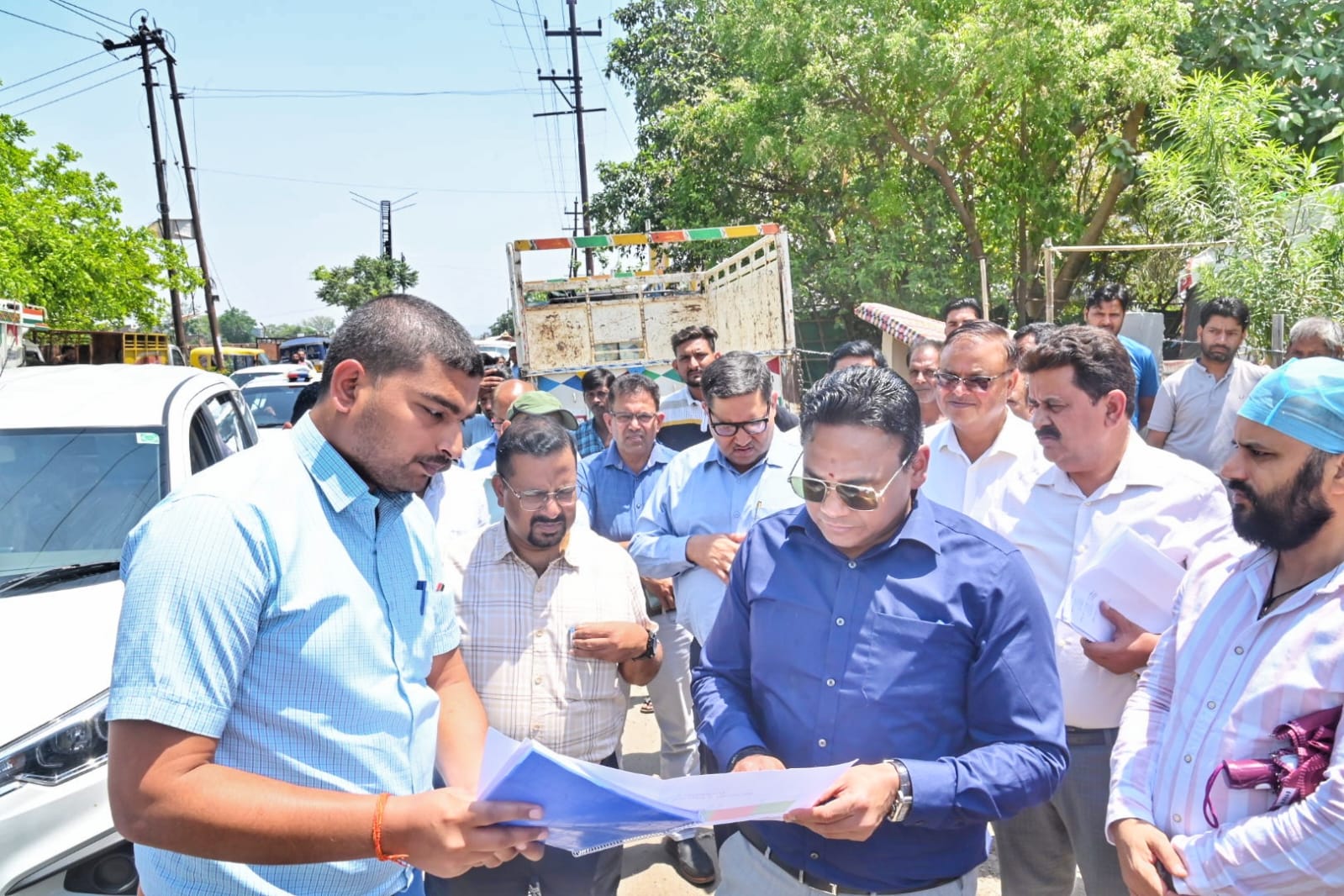 कुंभ 2027 और चारधाम यात्रा की तैयारियों में जुटी धामी सरकार, सचिव डॉ. राजेश  कुमार ने किया हरिद्वार/ऋषिकेश में कई जगहों का स्थलीय निरीक्षण ...