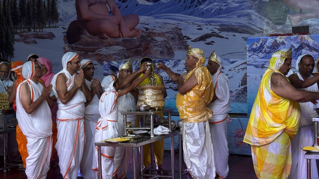 देहरादून में आर्यिका श्री पूर्णमति माताजी का 38वां दीक्षोत्सव धूमधाम से शुरू, धार्मिक अनुष्ठानों के साथ हुआ मोटिवेशनल सेशन