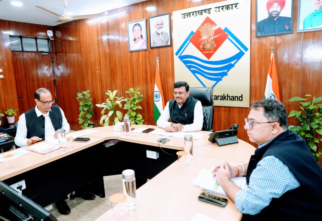 मुख्य सचिव की अध्यक्षता में हुई सड़क सुरक्षा को लेकर गठित अनुश्रवण समिति की बैठक* मुख्य सचिव की अध्यक्षता में हुई सड़क सुरक्षा को लेकर गठित अनुश्रवण समिति की बैठक*