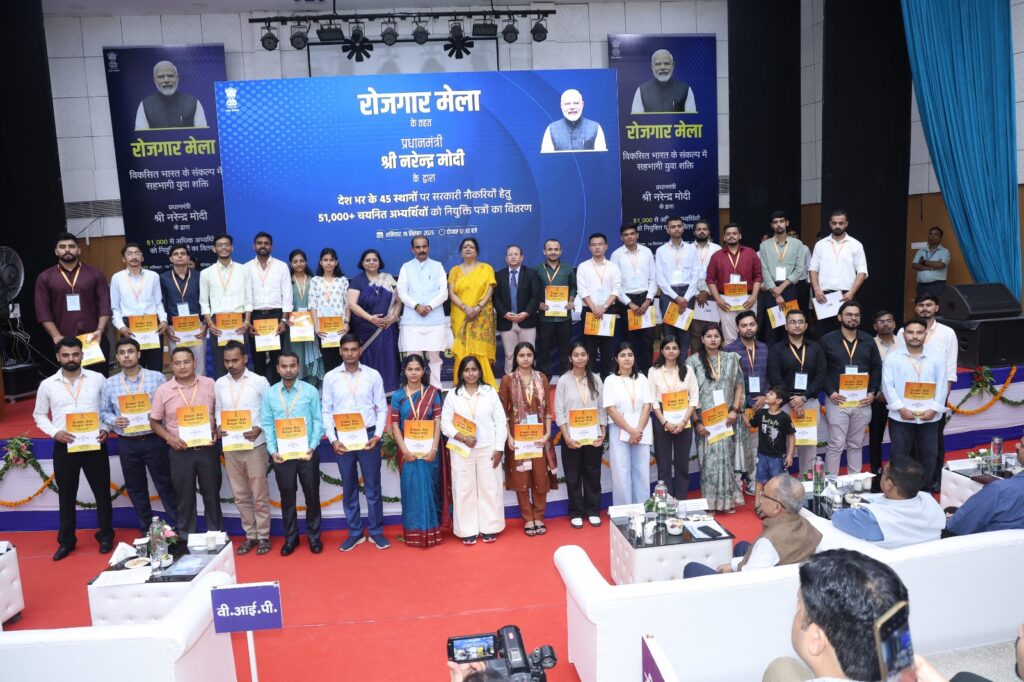 देहरादून रोजगार मेले में 249 अभ्यर्थियों को नियुक्ति पत्र वितरित, अब तक 12 लाख से अधिक युवा लाभान्वित*
