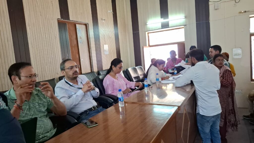 विकासखंड डोईवाला परिसर में दिव्यांग शिविर का सफल आयोजन, 207 मरीजों की ओपीडी विकासखंड डोईवाला परिसर में दिव्यांग शिविर का सफल आयोजन, 207 मरीजों की ओपीडी